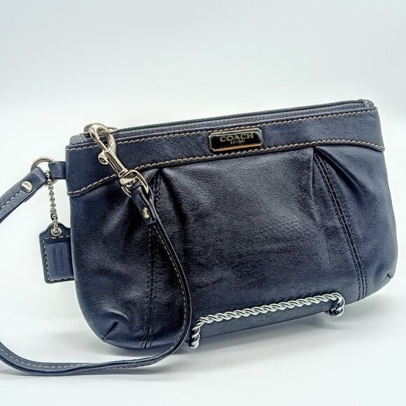 Vintage Coach Blue Black Pleated Leather Wristlet - Picture 2 of 10